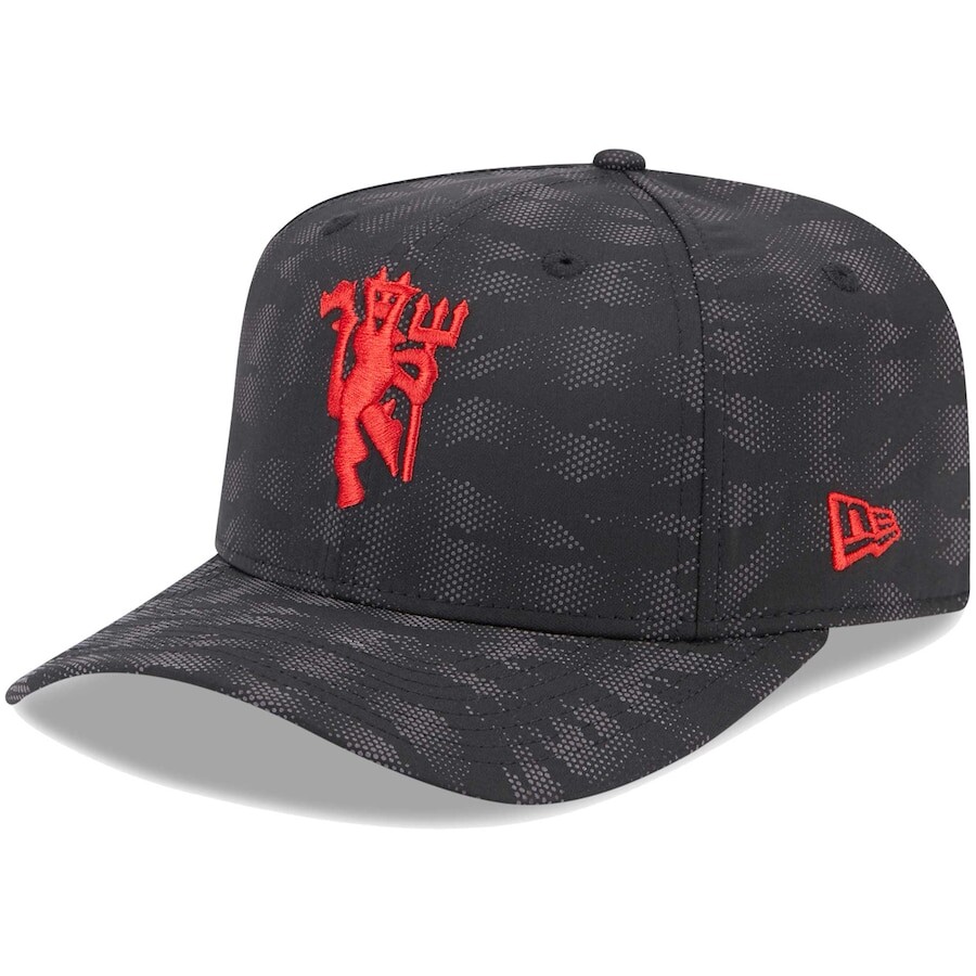 

Бейсболка New Era Manchester United, черный