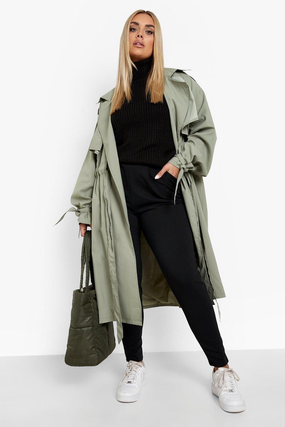 

Брюки плюс со складками передней части Boohoo, черный