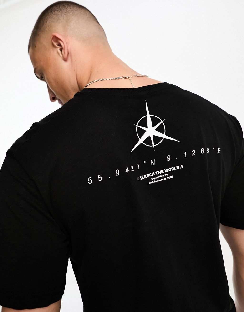 

Черная однотонная футболка оверсайз с навигационным принтом на спине Jack & Jones Core