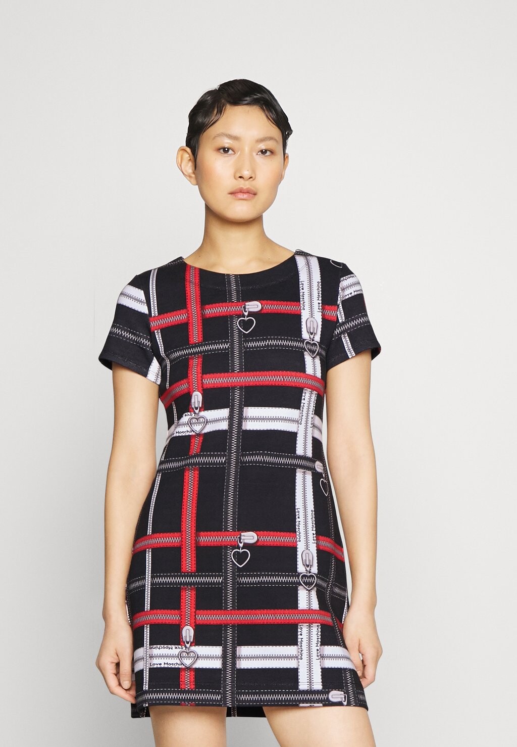 

Летнее платье Love Moschino, черный