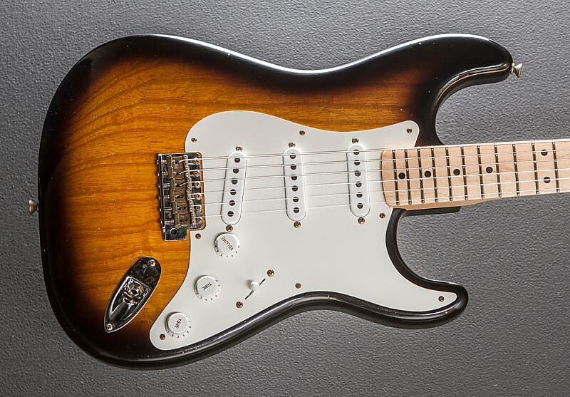 

1955 Journeyman Relic Strat Fender Journeyman Strat