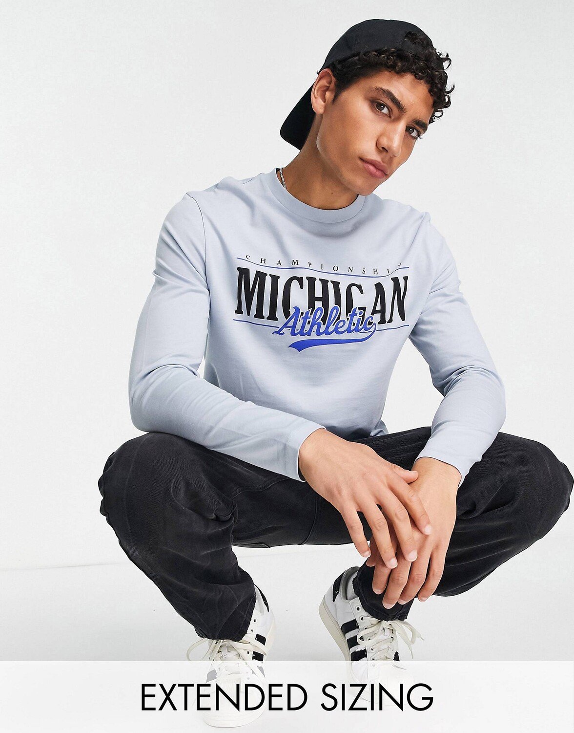

Голубая футболка с длинными рукавами и принтом Мичиган спереди ASOS DESIGN, Синий