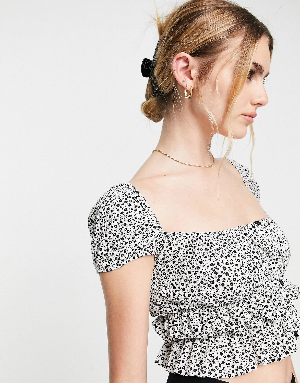 

Монотонический однотонный принт ASOS DESIGN от солнца