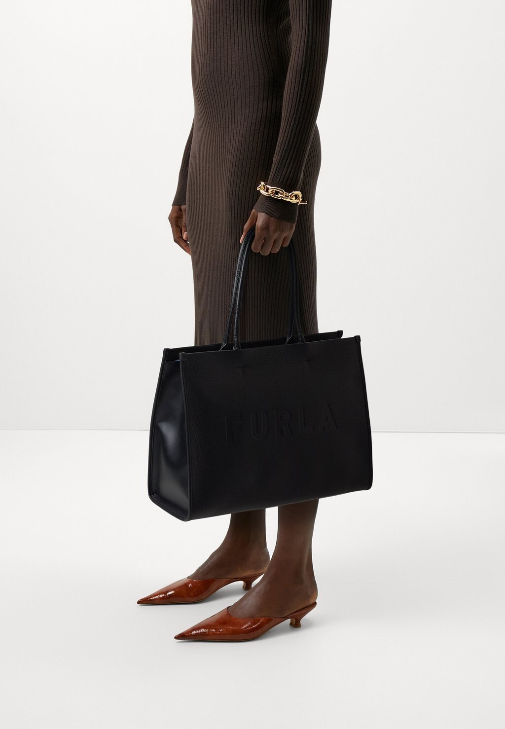 

Сумка OPPORTUNITY TOTE Furla, цвет nero