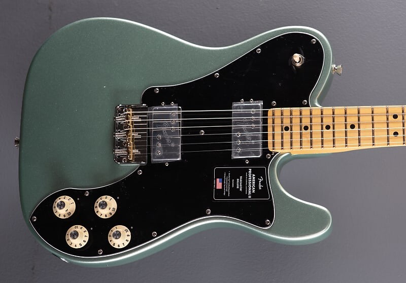 

American Professional II Telecaster Deluxe - Mystic Surf Green с кленом Fender American Professional II Telecaster Deluxe - w/Maple