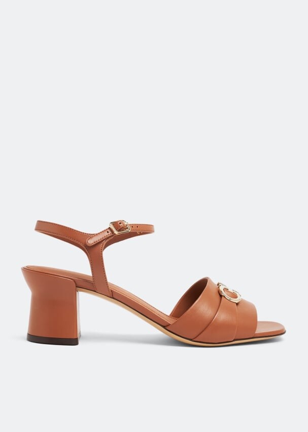 

Сандалии FERRAGAMO Double Gancini sandals, коричневый