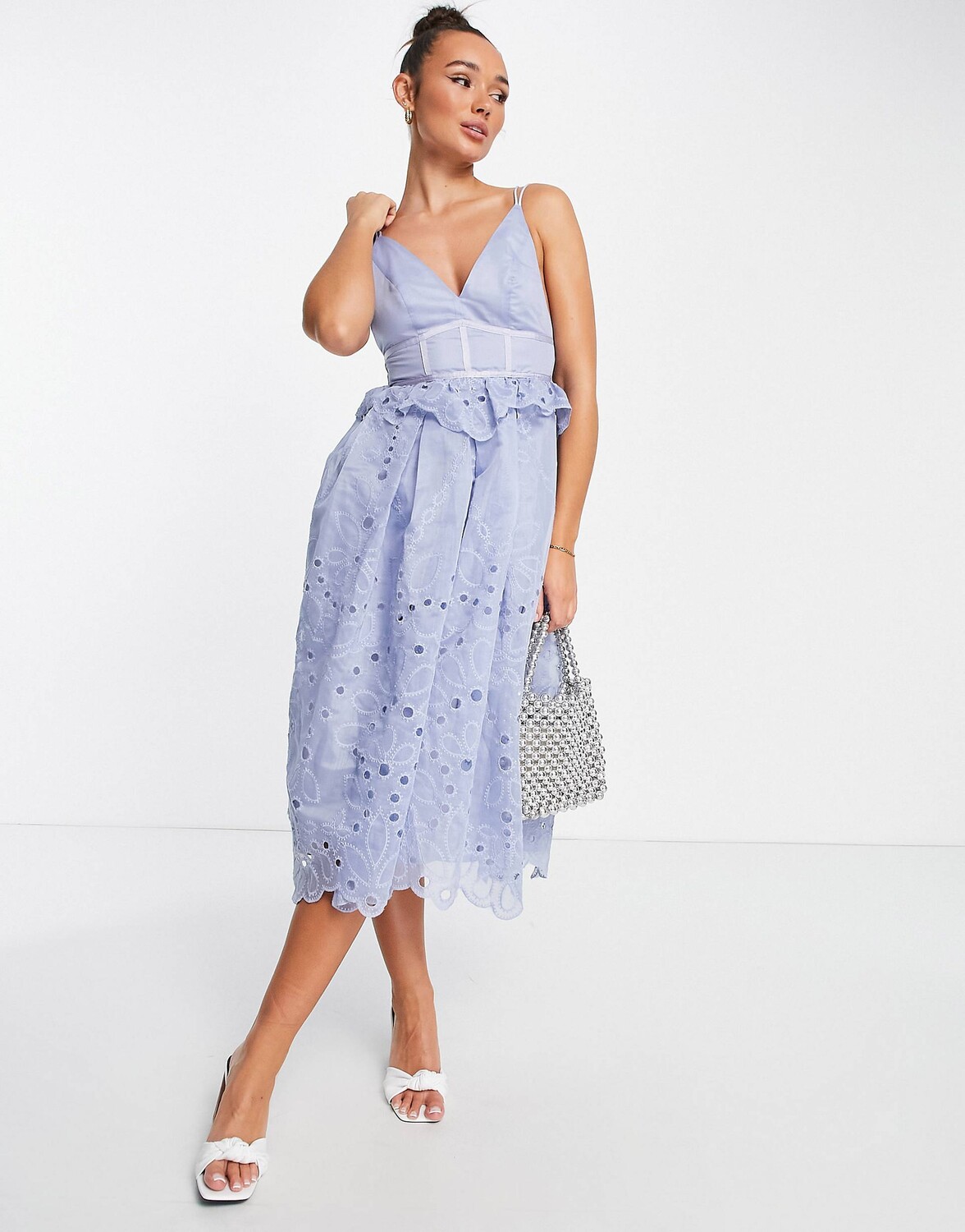 

Синее платье миди на бретельках с кружевной вставкой ASOS DESIGN, Синий