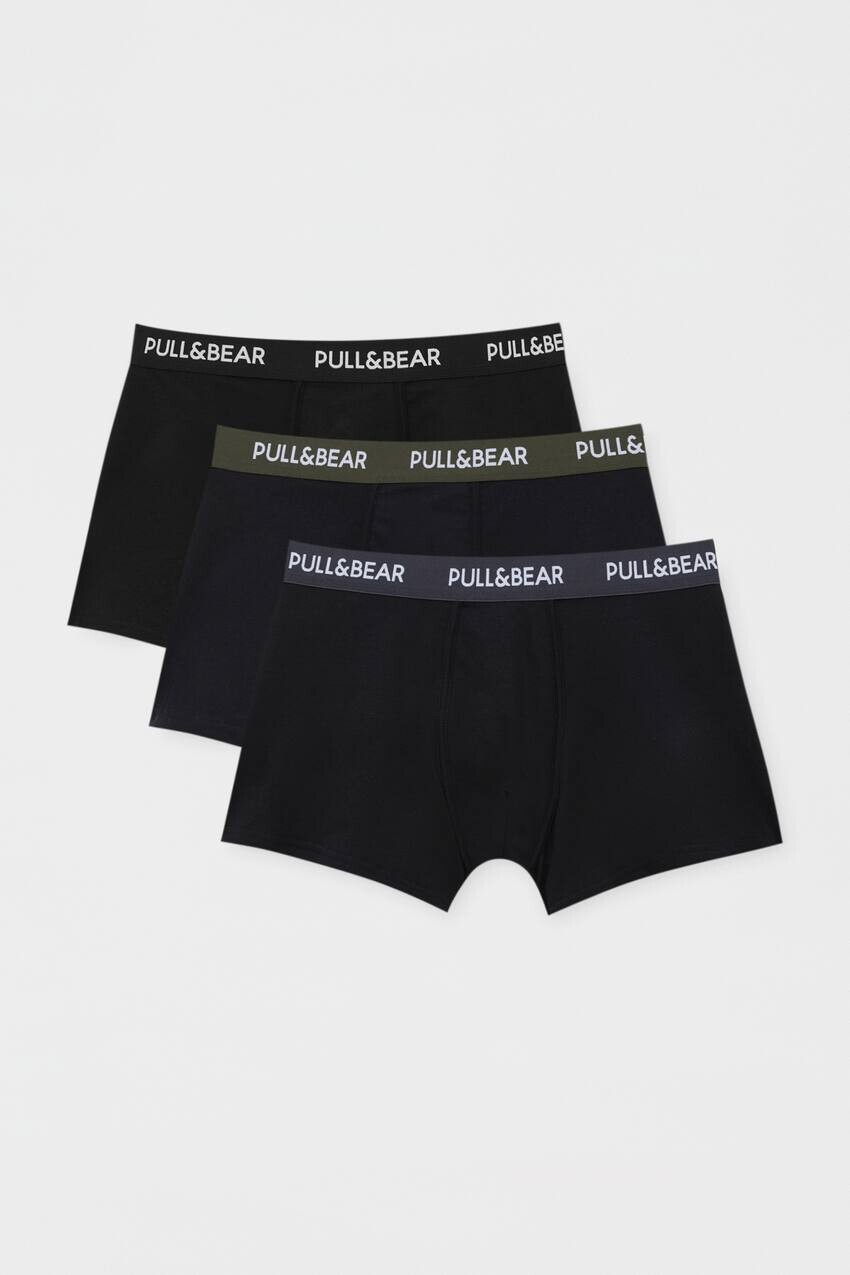 

Набор из 3 базовых боксеров с логотипом на поясе. Pull&Bear