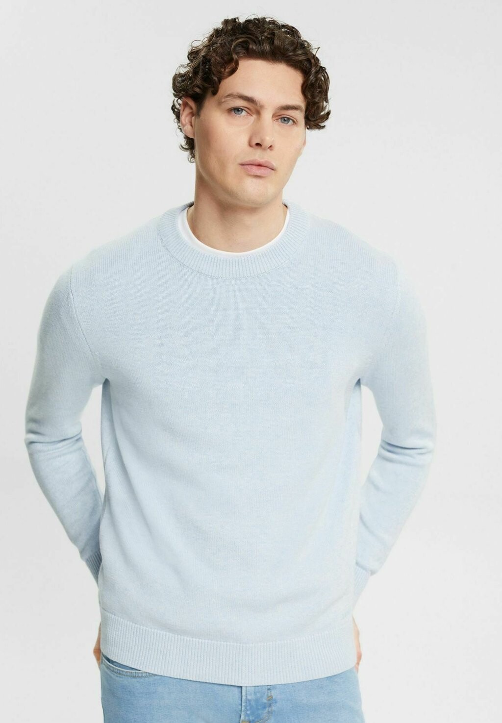 

Свитер Esprit