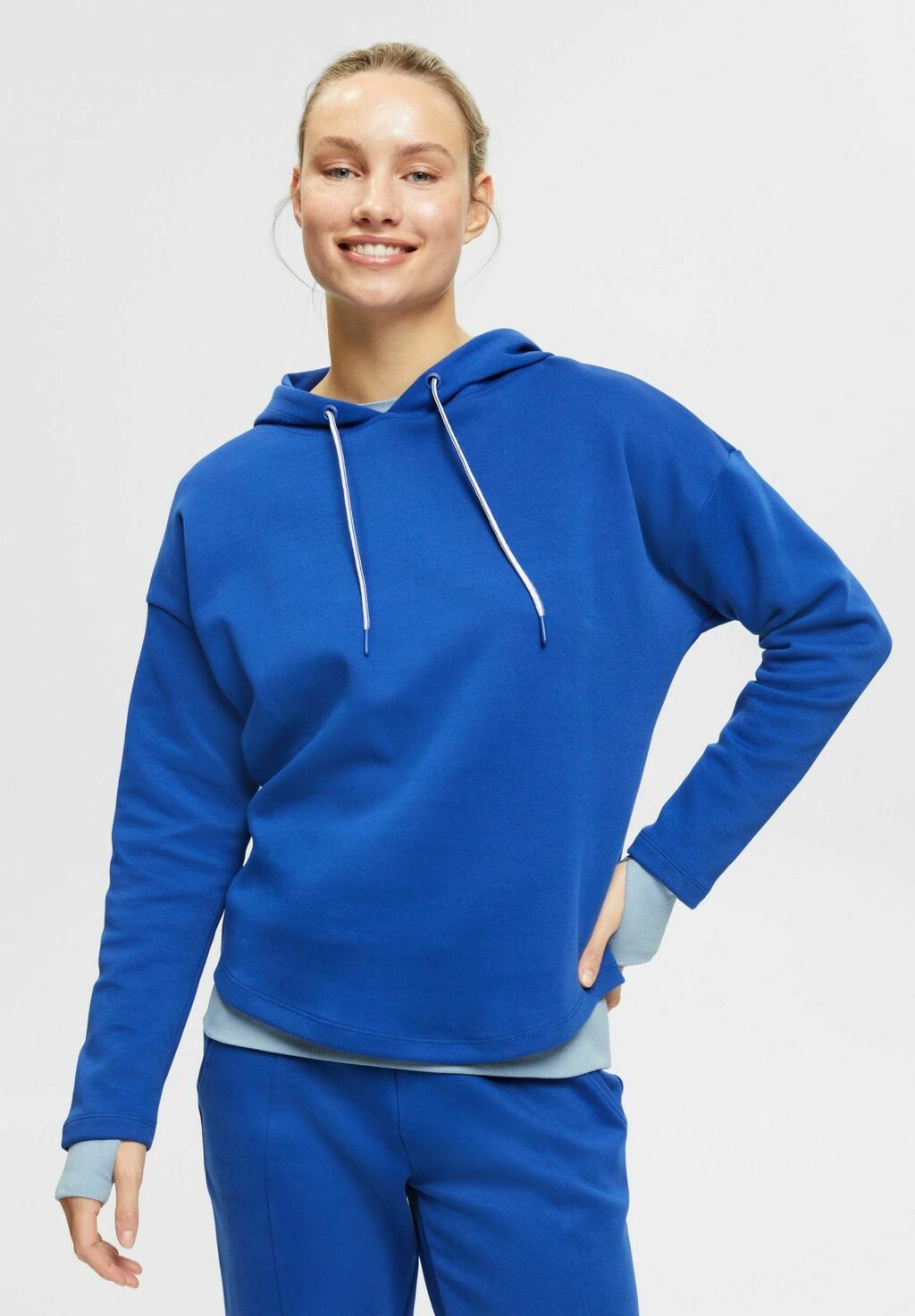 

Толстовка с капюшоном Esprit, ярко-голубой