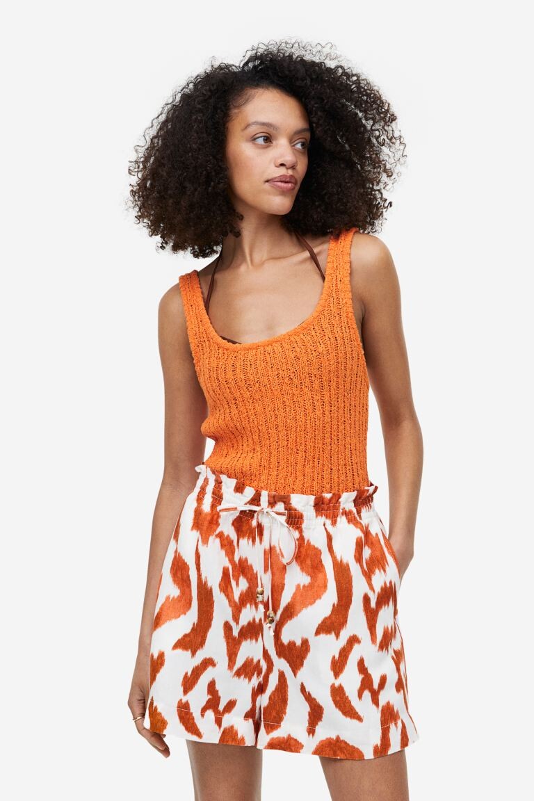 

Шорты из смесового льна и бумажного мешка H&M, кремовый/коричневый узор