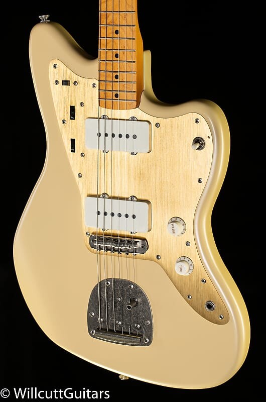 

Squier 40th Anniversary Jazzmaster Vintage Edition Кленовый гриф Satin Desert Sand (886) Squier 40th Anniversary Jazzmaster Edition Maple Fingerboard (886)