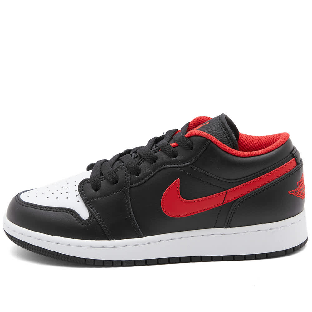 

Кроссовки Air Jordan 1 Low BG