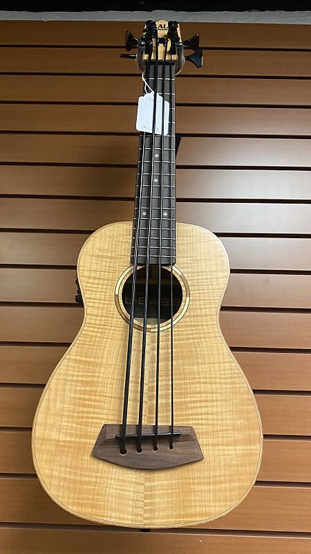 

Басс гитара Kala Flame Maple Fretted U•BASS