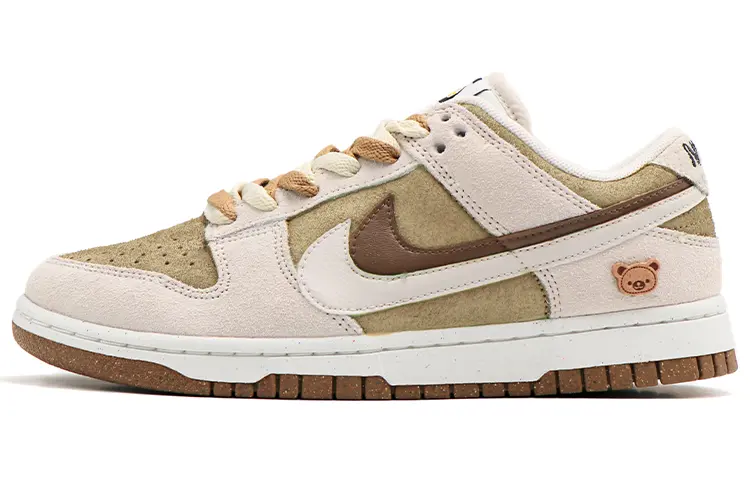 

Женские туфли Nike Dunk Low Skate
