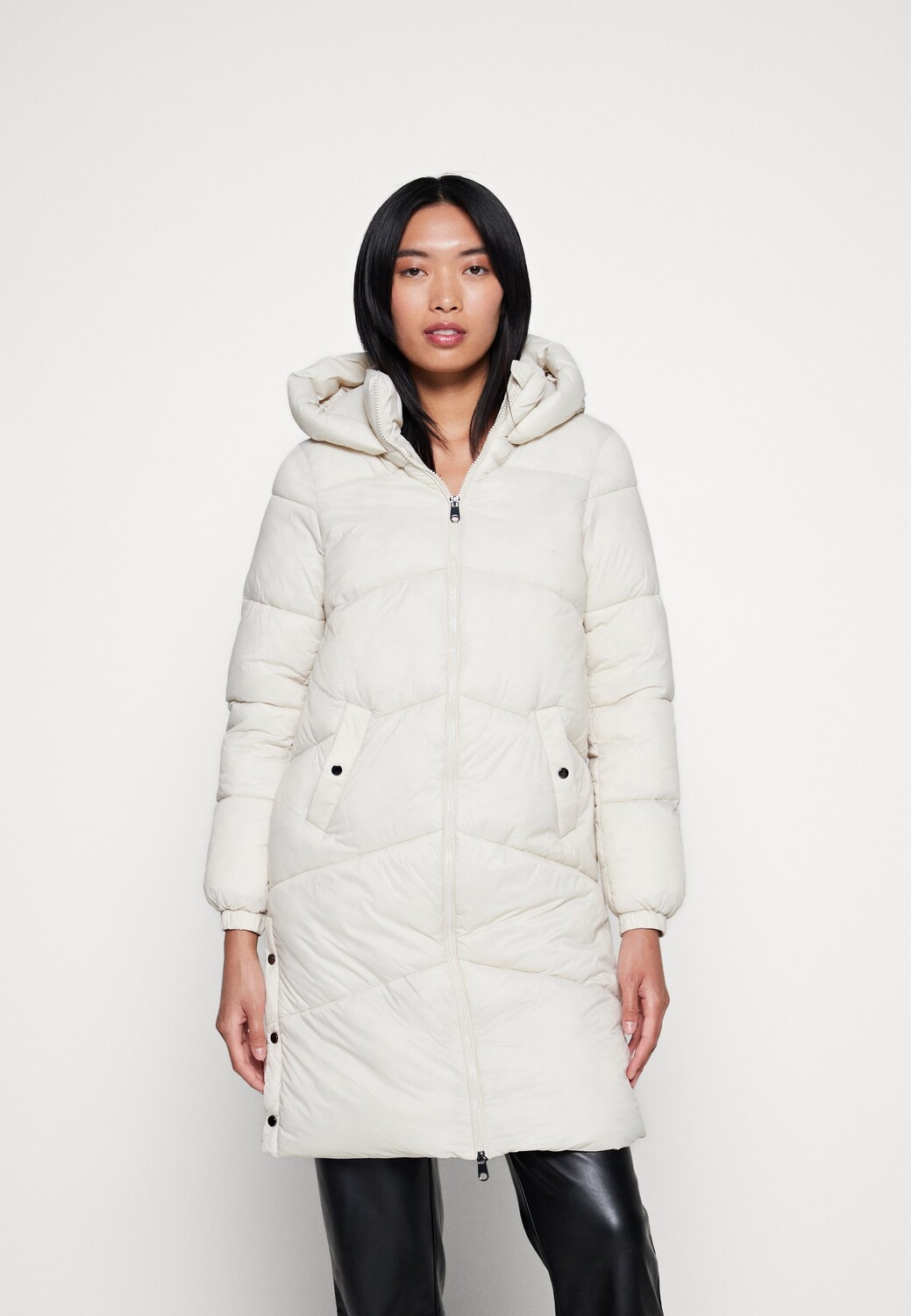 

Пальто Vero Moda, клетка
