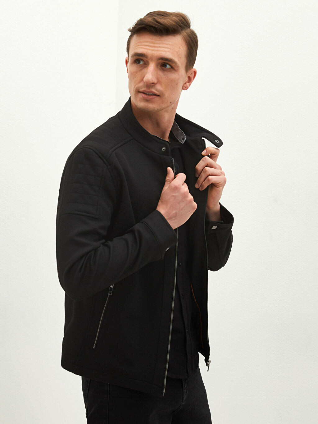 

Тонкое мужское пальто Slim Fit с байкерским воротником LCW Vision, Черный