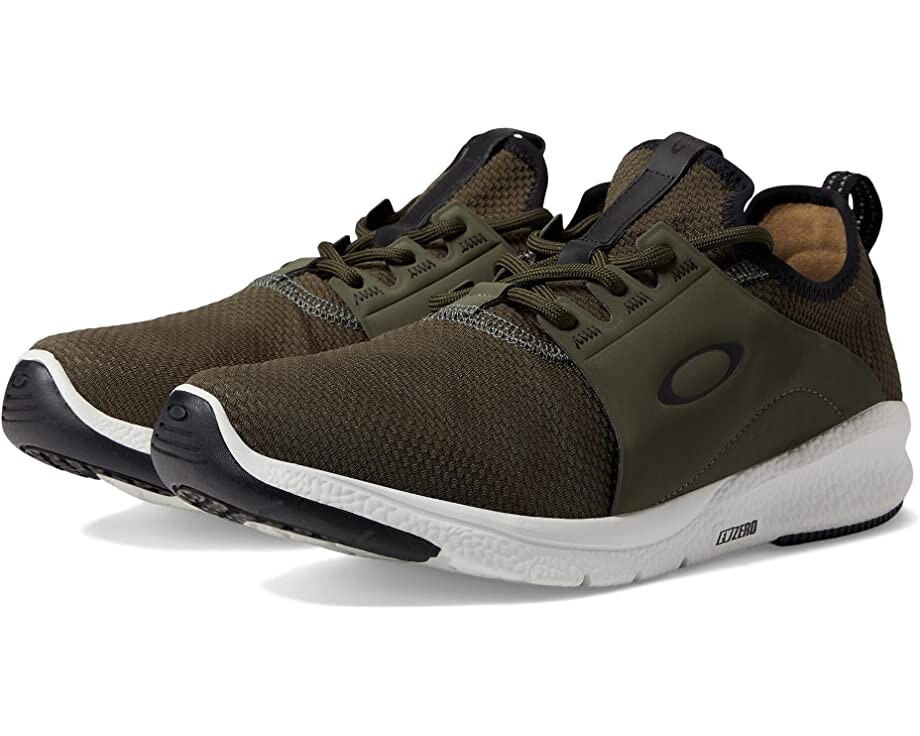 

Кроссовки Dry Oakley, новая темная кисть