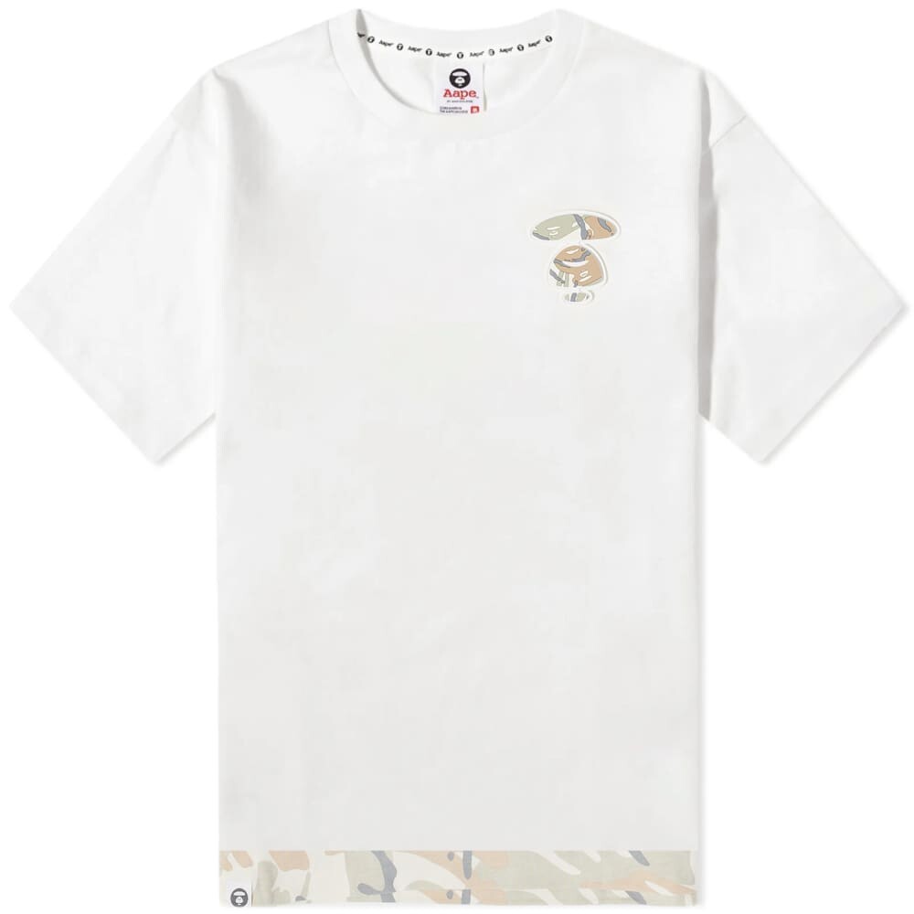 

Футболка AAPE Peace Camo Silicon Badge Tee