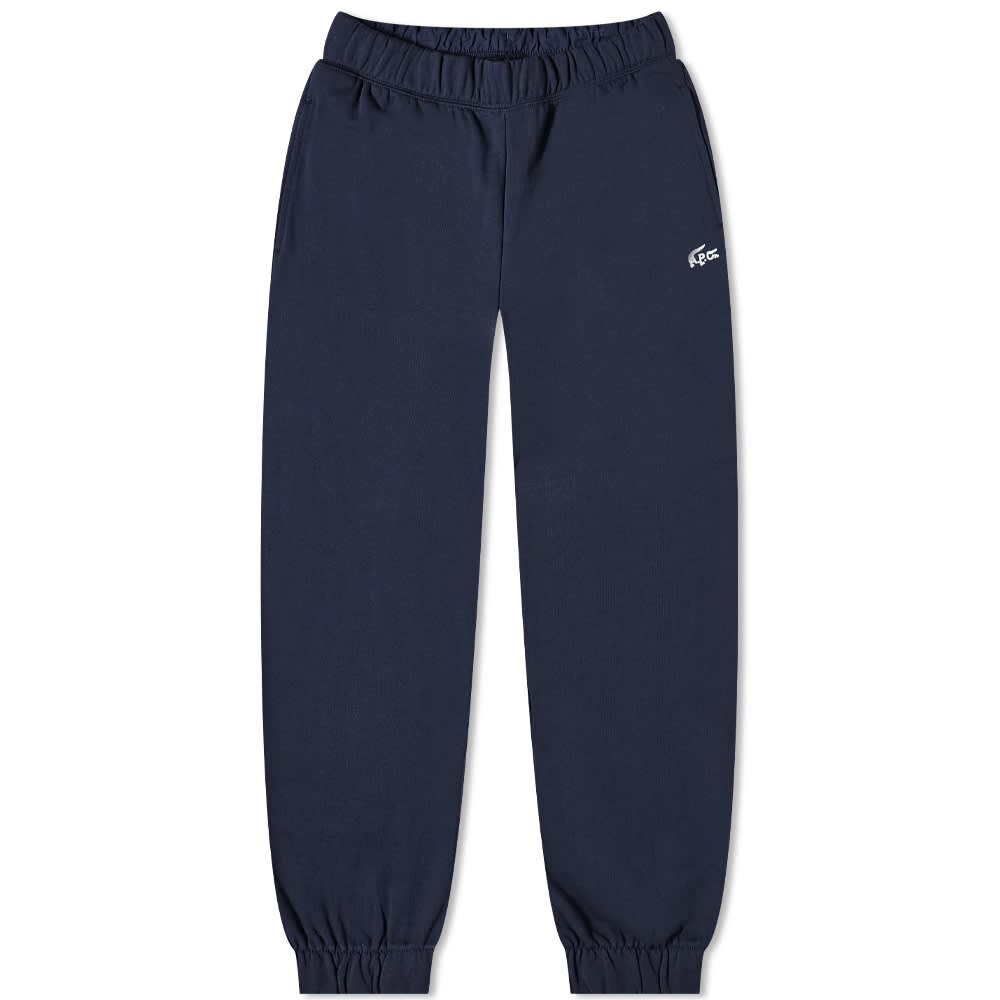 

Спортивные брюки из коллаборации с Lacoste A.P.C.