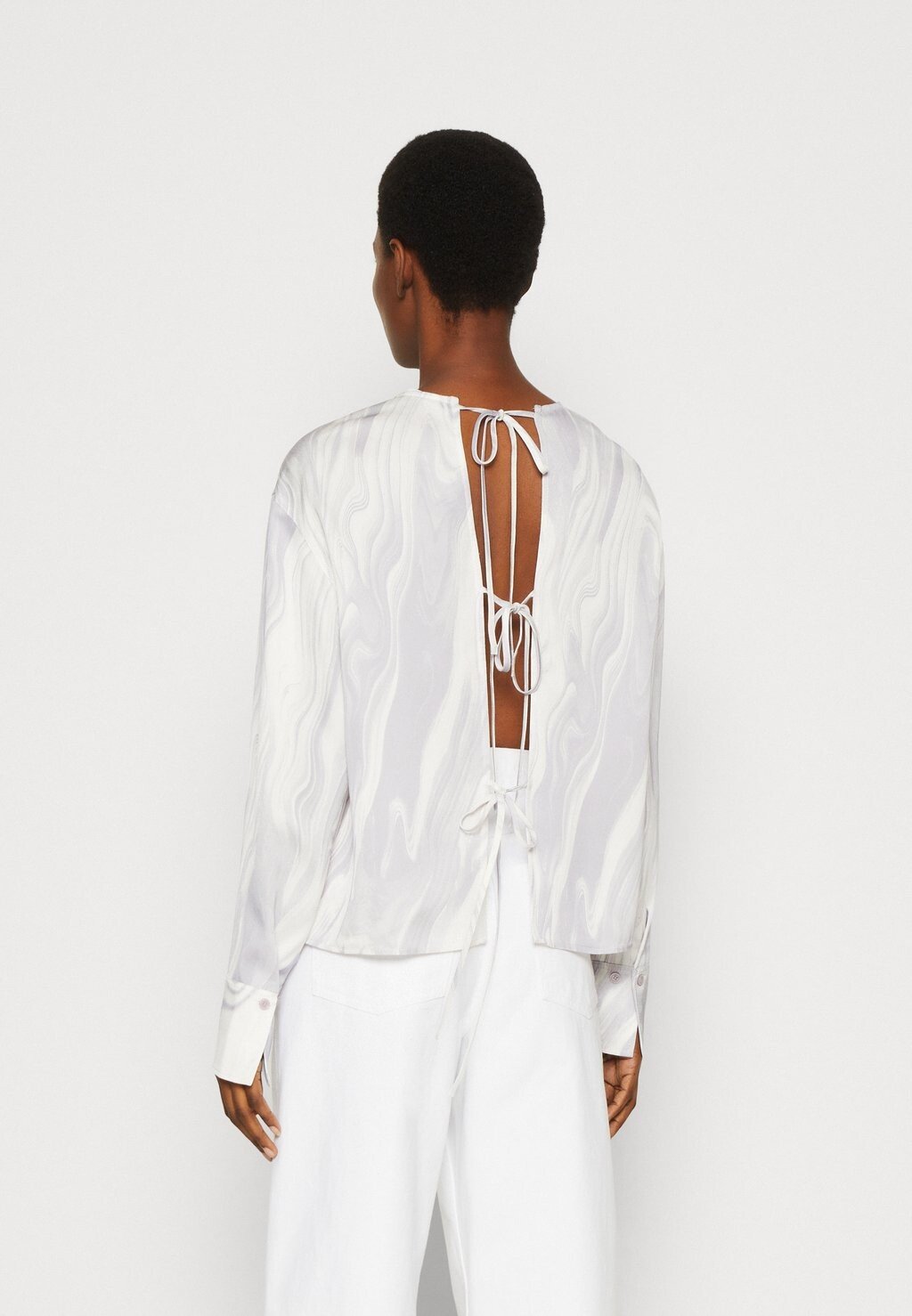 

Блуза Calvin Klein