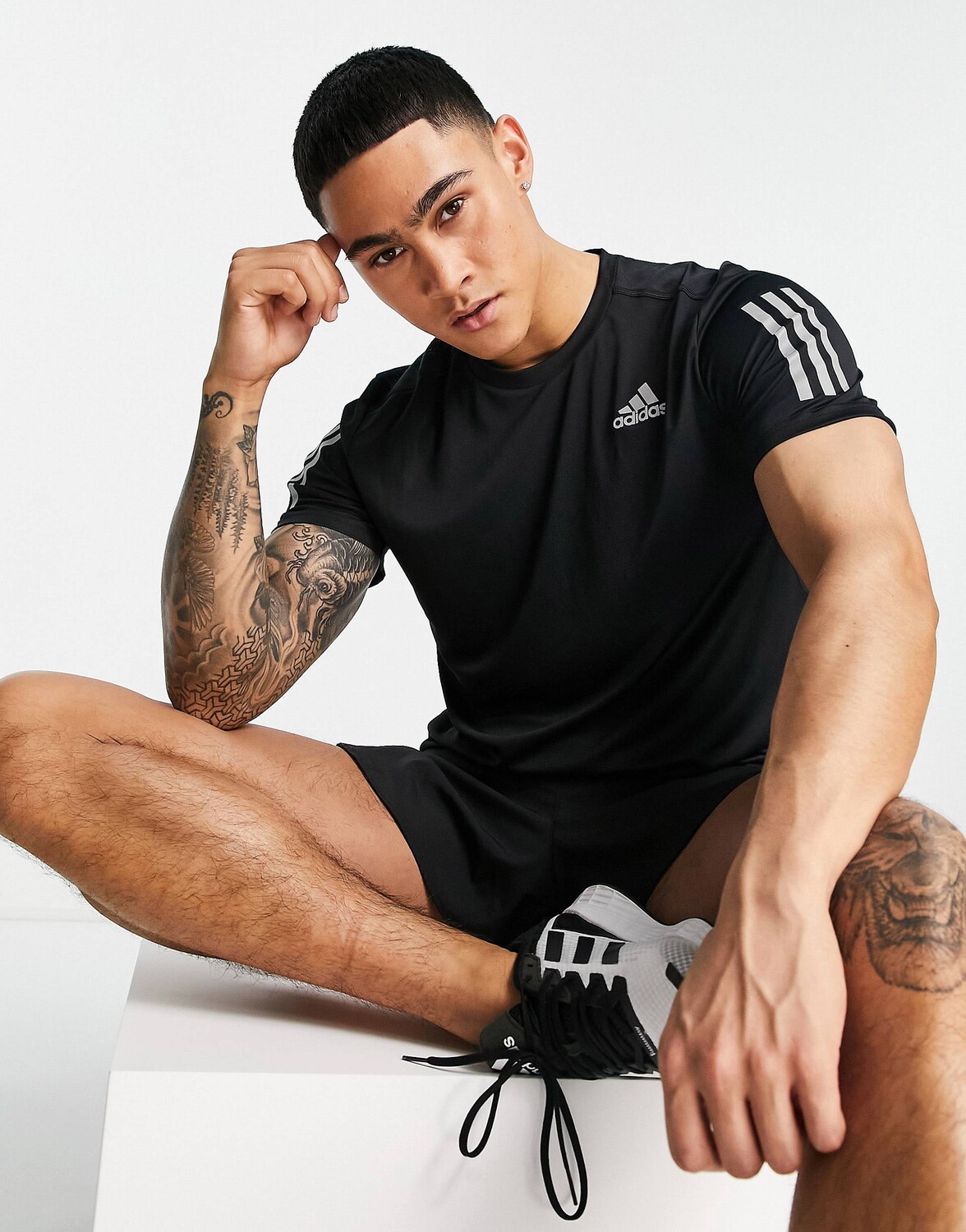 

Черная футболка adidas Running Own The Run