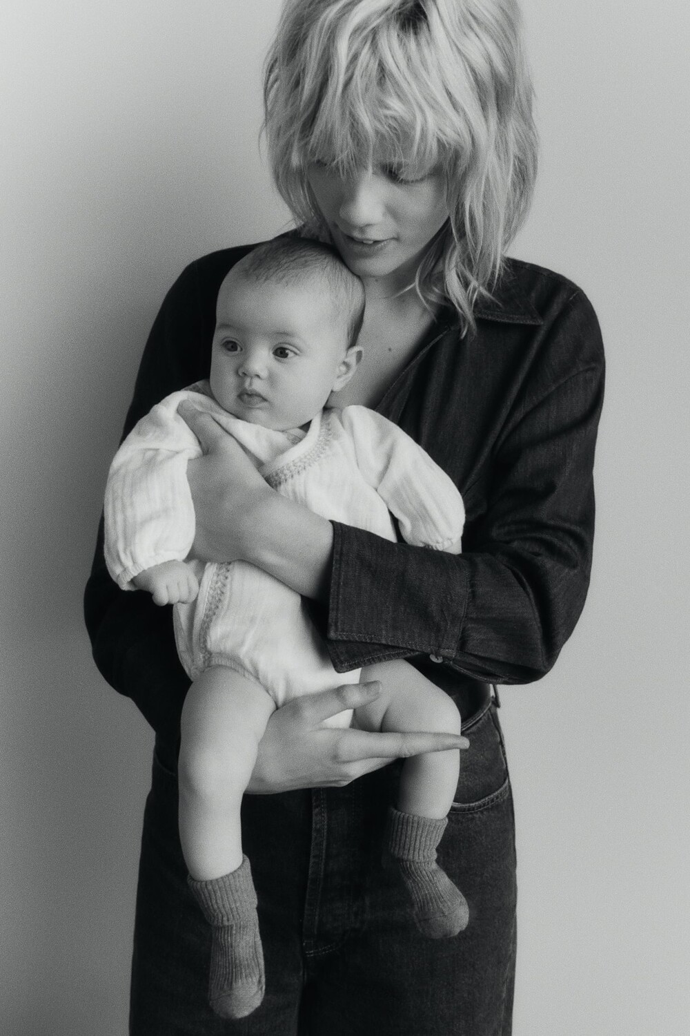 

Боди с вышивкой ZARA, экру