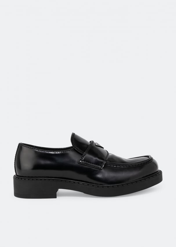 

Лоферы PRADA Brushed leather loafers, черный