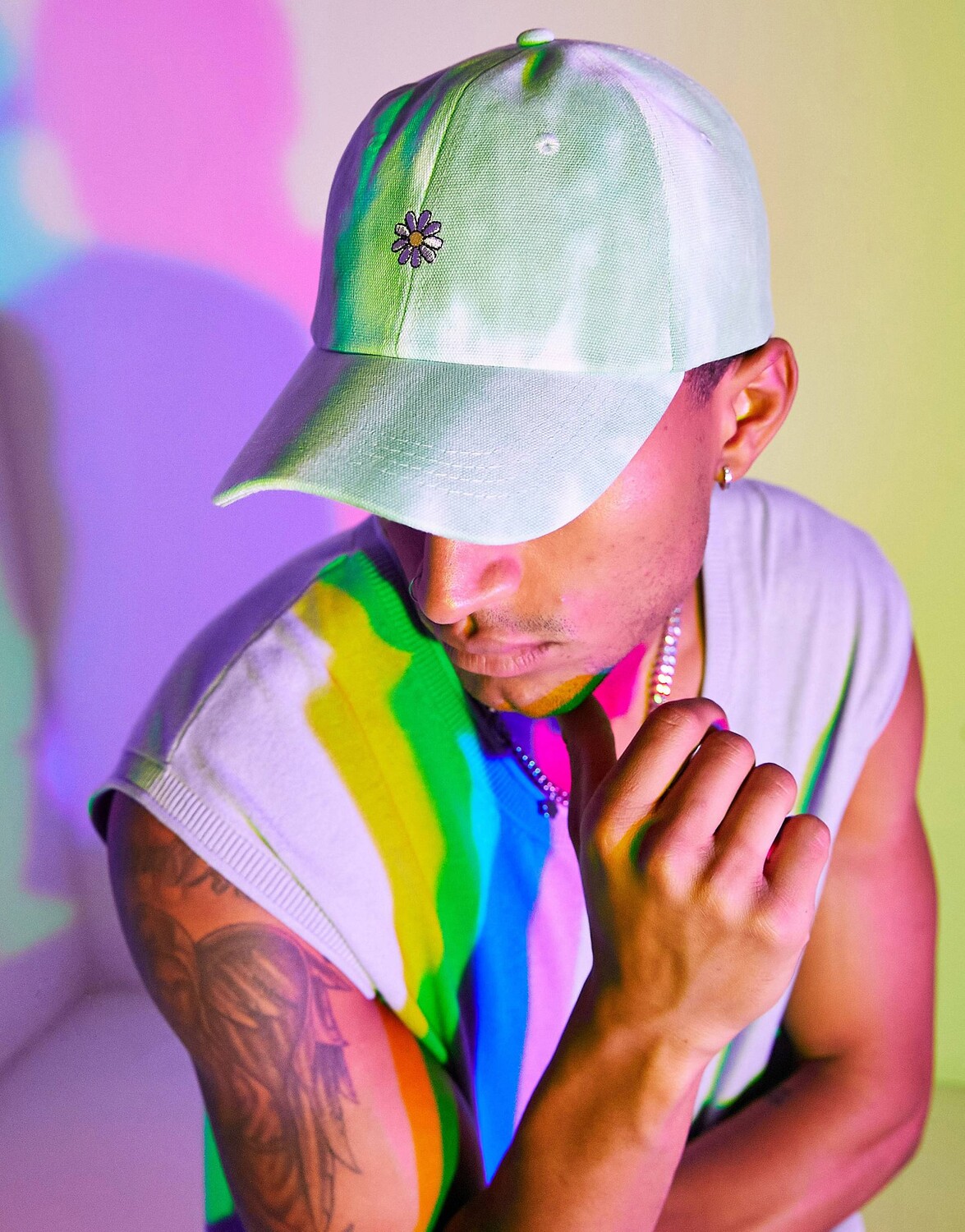 

Зеленая мягкая бейсболка с цветочной вышивкой ASOS DESIGN