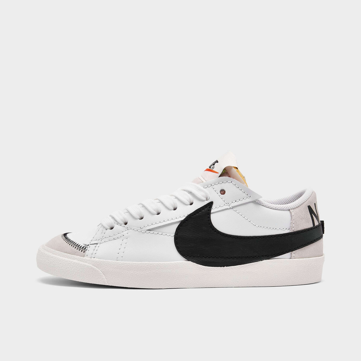 

Повседневная обувь Nike Blazer Low '77 Jumbo Swoosh, белый (Размер 44 RU)