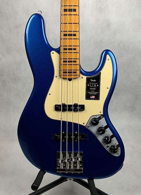 

Бас-гитара Fender American Ultra Jazz Bass — синяя кобра с кленовой накладкой