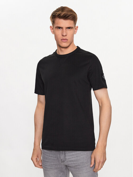 

Футболка стандартного кроя Calvin Klein, черный