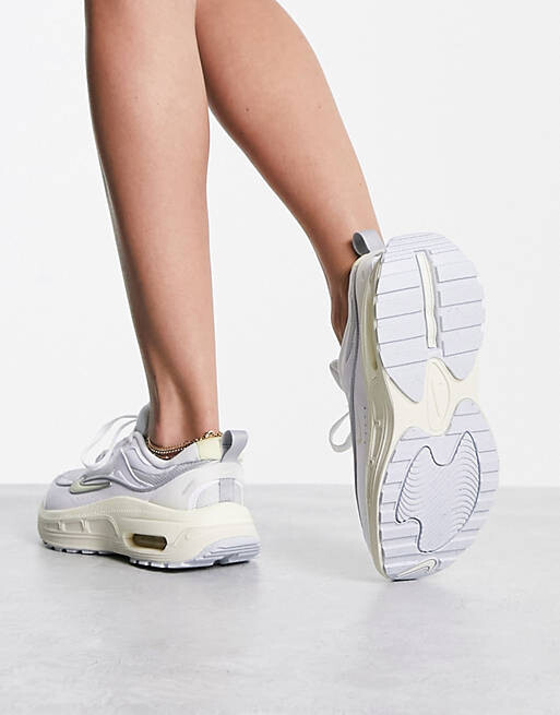

Бело-серебристые замшевые кроссовки Nike Air Max Bliss