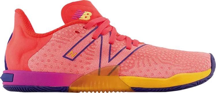 

Кроссовки New Balance Wmns Minimus TR 'Electric Red Magenta Pop', розовый
