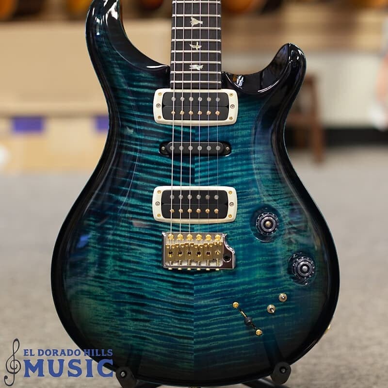 

PRS Core Modern Eagle V Cobalt Smokeburst 10-Top Modern Eagle V CS