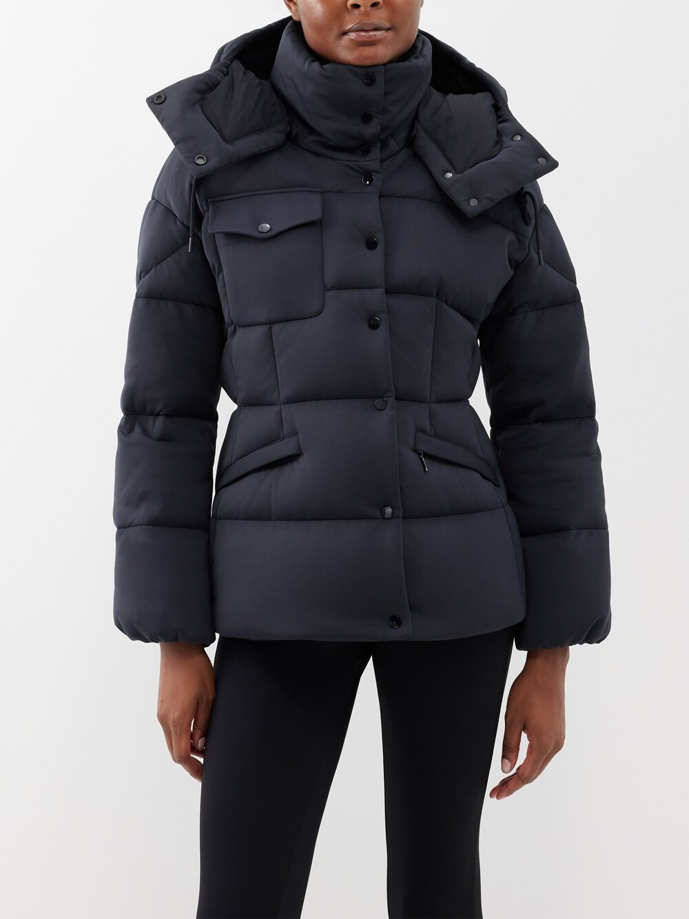 

Каракорум стеганая пуховая куртка с капюшоном Moncler, черный