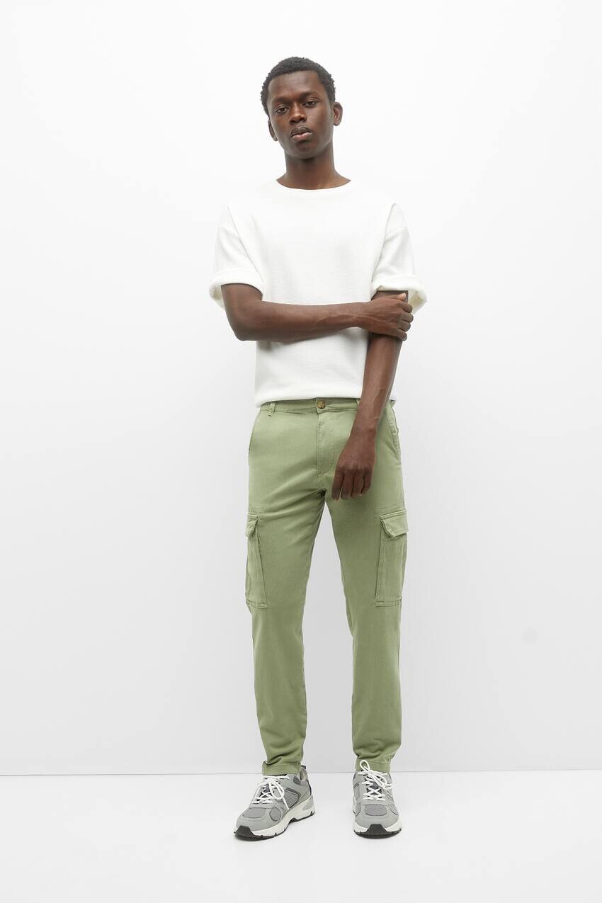 

Узкие брюки карго Pull&Bear, хаки