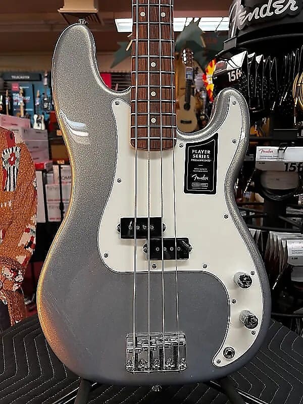 

Fender Player Precision Bass, гриф Pau Ferro, серебристый Player Precision Bass, Pau Ferro Fingerboard, Silver