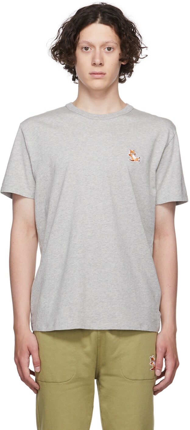 

Серая футболка Chillax Fox Maison Kitsuné