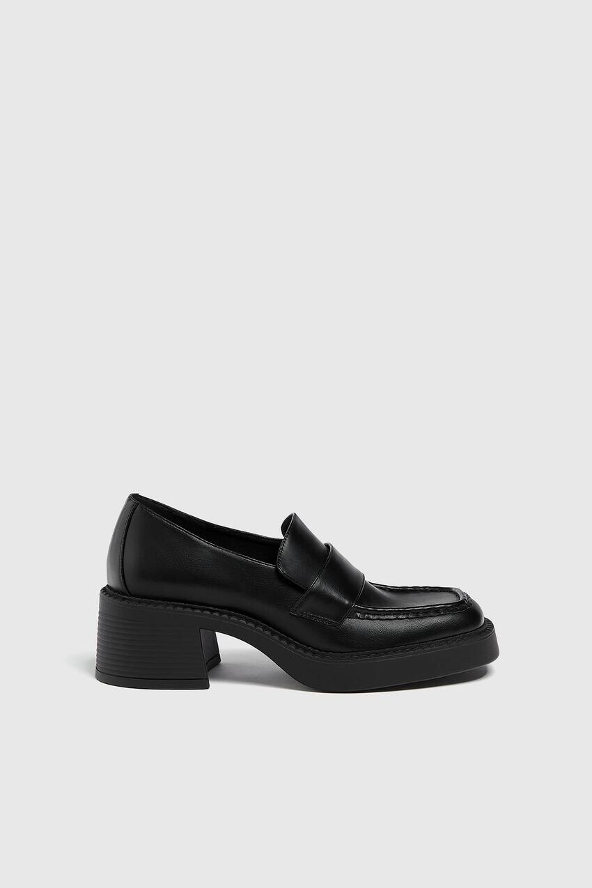 

Лоферы на блочном каблуке Pull&Bear, черный