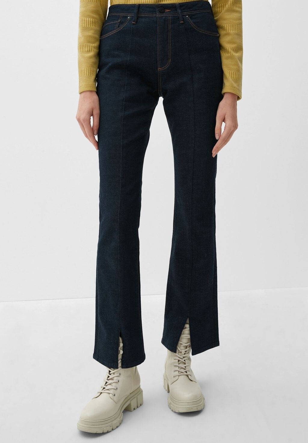 

Джинсы Bootcut s.Oliver