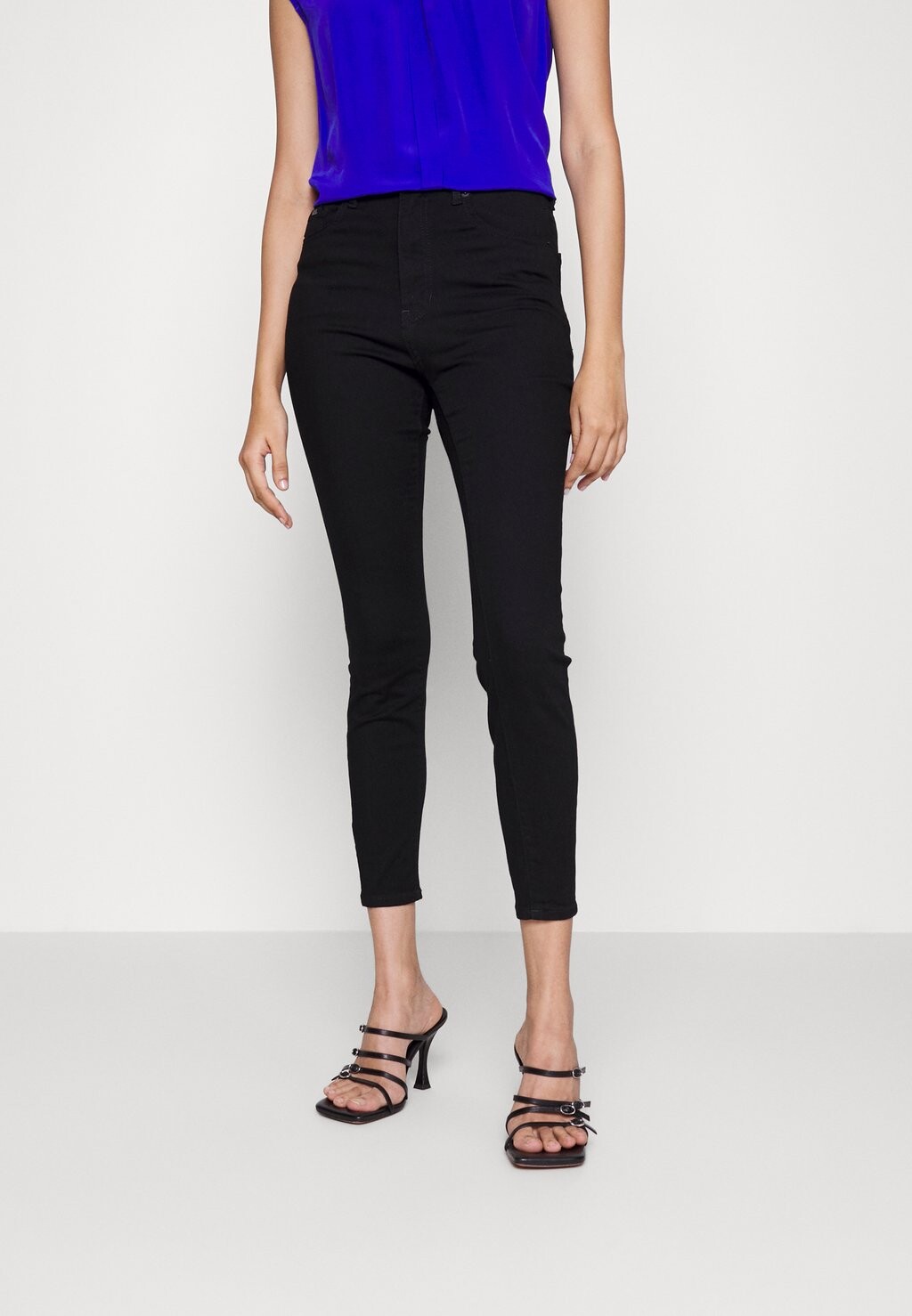 

Джинсы Skinny Fit BOSS, черный