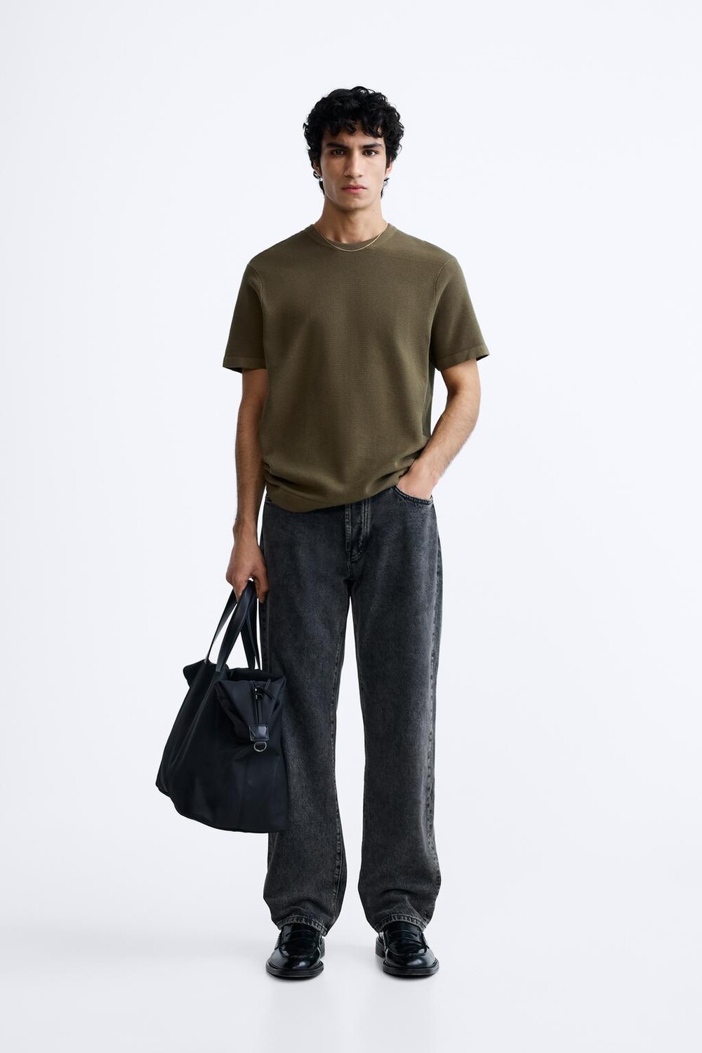 

Текстурированный свитер ZARA, зеленый мох