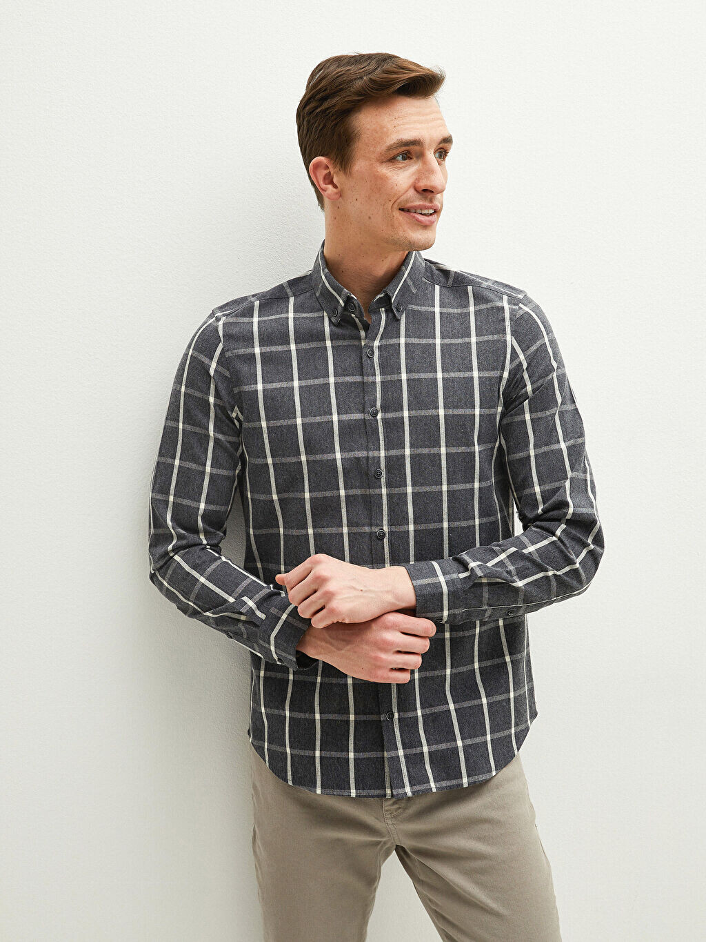 

Рубашка Slim Fit с длинным рукавом в клетку из габардина LCWAIKIKI Classic