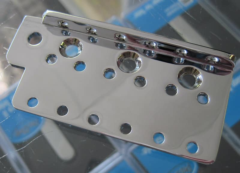 Бридж Fender American Vintage Stratocaster Tremolo Plate 0019470000 USA Vintage Stratocaster Strat Bridge Plate 001-9470-000 - фото