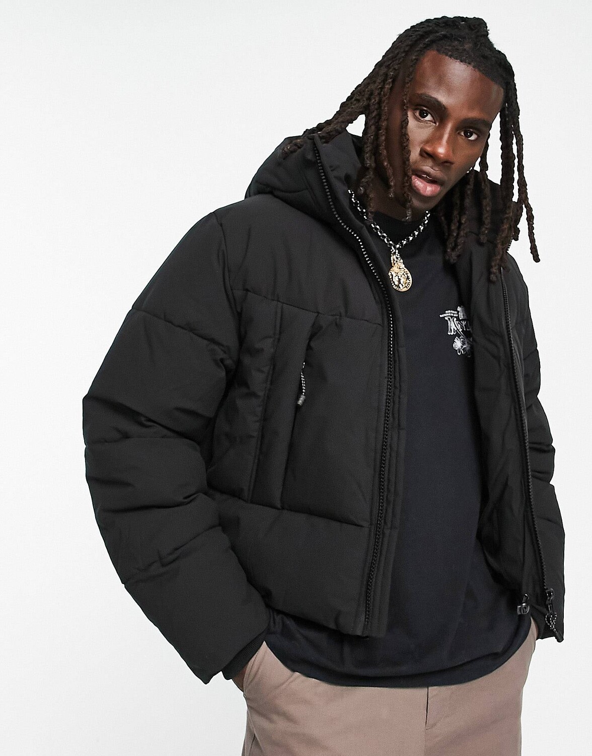 

Черная пуховая куртка с капюшоном ASOS DESIGN