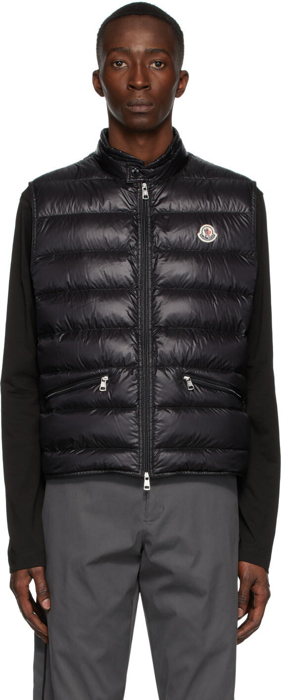 

Черный пуховый жилет Moncler