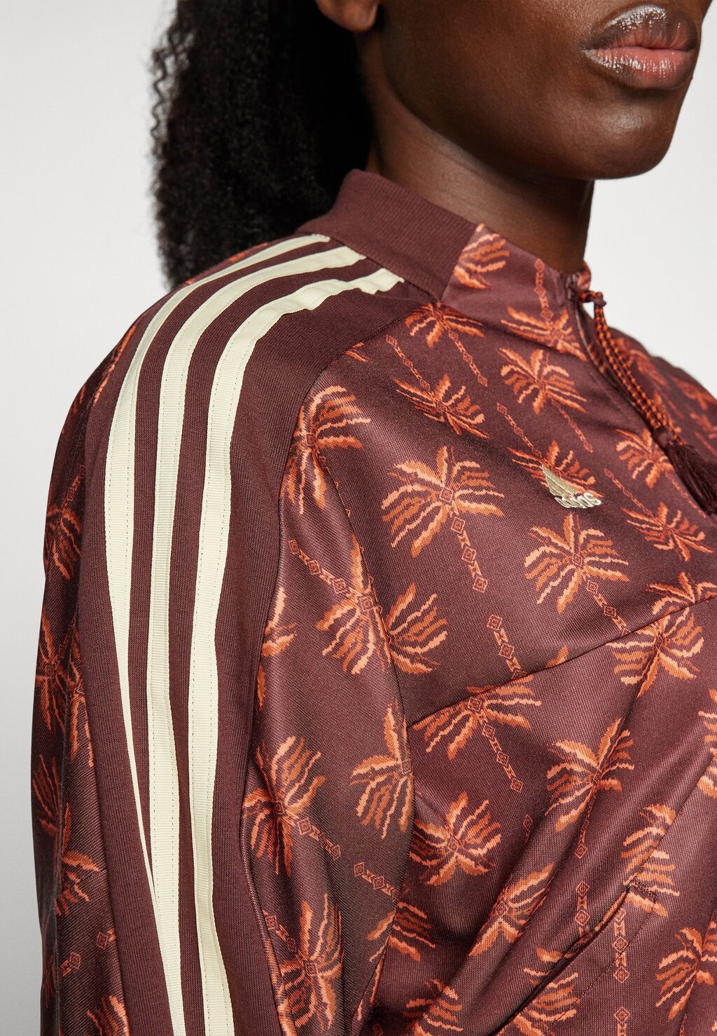 

Толстовка на молнии Farm Tiro Track Top adidas Sportswear, дымчатая медь/лисьй красный/таинственный коричневый
