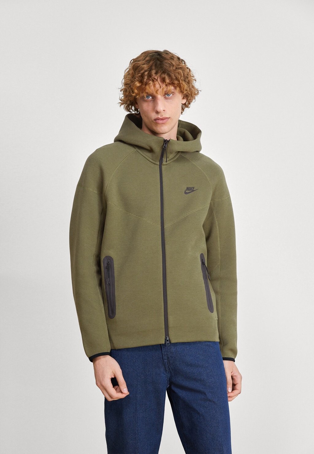 

Толстовка на молнии Nike Hoodie, средний оливковый / черный, Коричневый