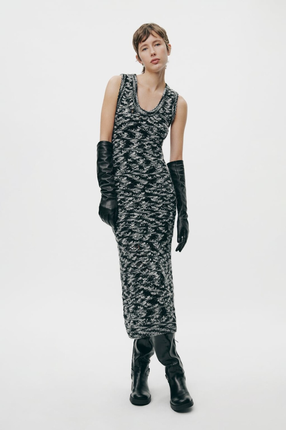 

Трикотажное платье из смесовой шерсти ZARA, черный